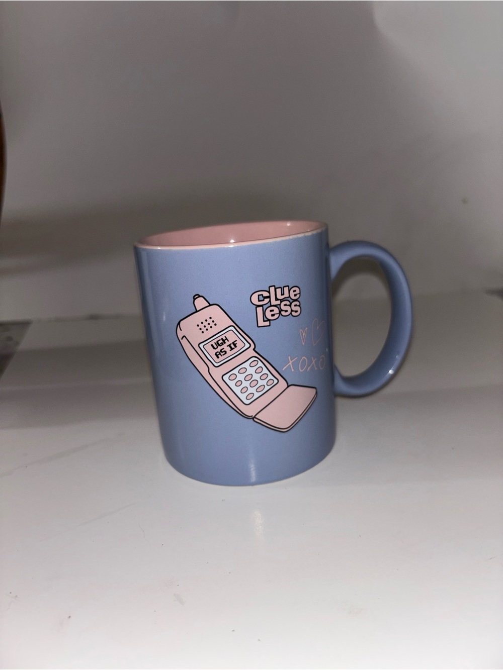 Blue and Pink 'Clueless' Phone Graphic Mug